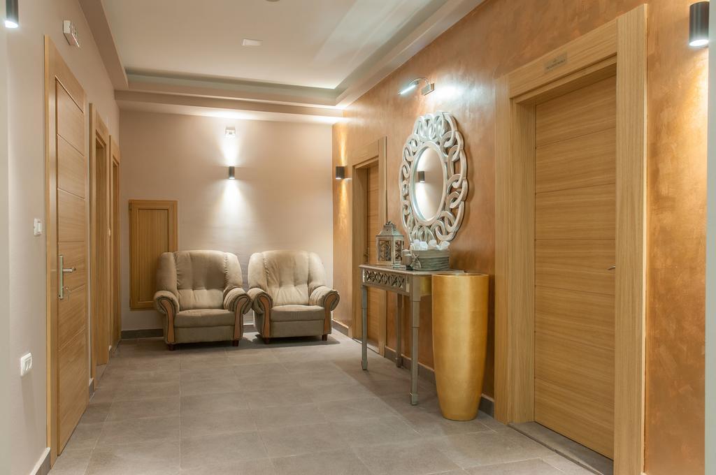Gardenia Hotel & Spa Veles Exterior foto Interior of the hotel