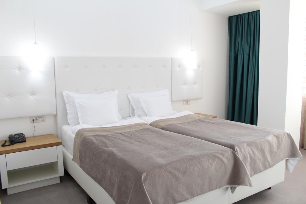 Gardenia Hotel & Spa Veles Quarto foto A bedroom